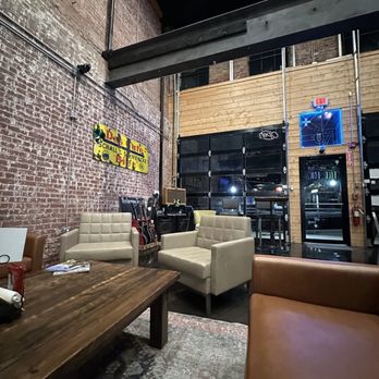 Rüeggenbach Brewing - View of the corner live music area - Breweries Near Me - Marshall, Texas