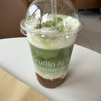 Cruffin & Tea - Banana Bread Matcha Latte - Desserts Near Me - Jacksonville, Florida