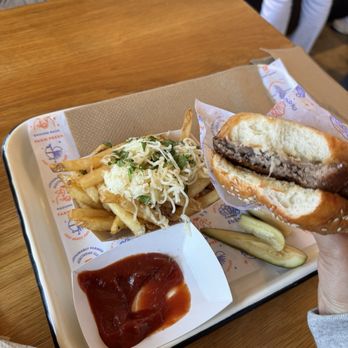 Super Duper Burgers - Burgers Near Me - San Francisco, California Super Duper Burgers - Burgers Near Me - San Francisco, California