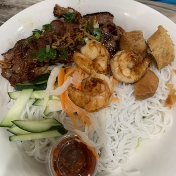 Pho J Love - Vermicelli noodles - Vietnamese Near Me - Wheatland, California Pho J Love - Vermicelli noodles - Vietnamese Near Me - Wheatland, California