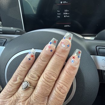 Savvy Nail - Nail Salons Near Me - Glenwood Springs, Colorado