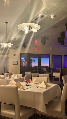 Babaloo Lounge by null