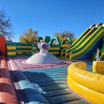 Funbox Albuquerque - Fun Bouncy - Amusement Parks Near Me - Albuquerque, New Mexico