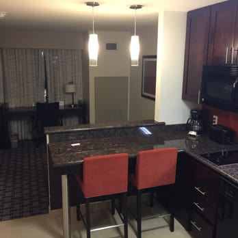 Residence Inn - Spacious dining and sitting area - Hotels Near Me - Odessa, Texas Residence Inn - Spacious dining and sitting area - Hotels Near Me - Odessa, Texas
