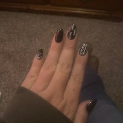 Mimi Nails And Spa - Winter nails ! ( sorry my camera is broken so it's blurry) I love my nails! Mimi's nail& spa amazing