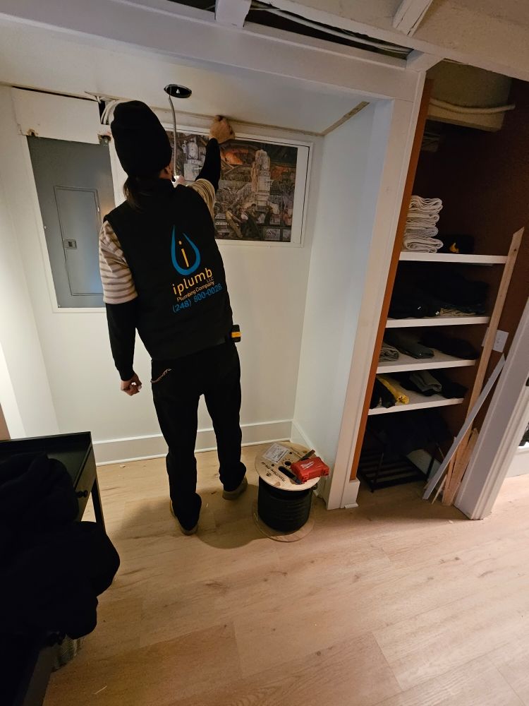 Slide of iplumb Plumbing