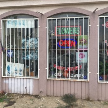 Sylvias Flowers - Party Supplies Near Me - Rialto, California