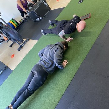 Level Up Training - Gyms Near Me - Windsor, California