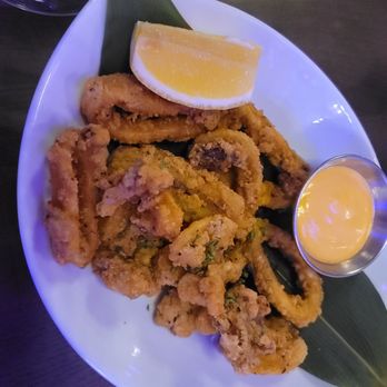 Beehive - Calamari - Cocktail Bars Near Me - Dallas, Texas Beehive - Calamari - Cocktail Bars Near Me - Dallas, Texas