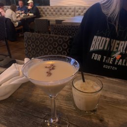 Pecan pie martini and skrewball mudslide Pecan pie martini and skrewball mudslide