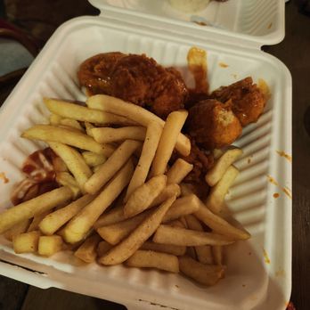 Korny Vibes - Boneless wyngs basket - Vegan Near Me - Houston, Texas Korny Vibes - Boneless wyngs basket - Vegan Near Me - Houston, Texas