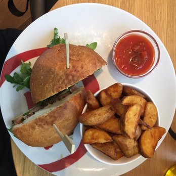4 Cani - Italian Near Me - Darmstadt, HE