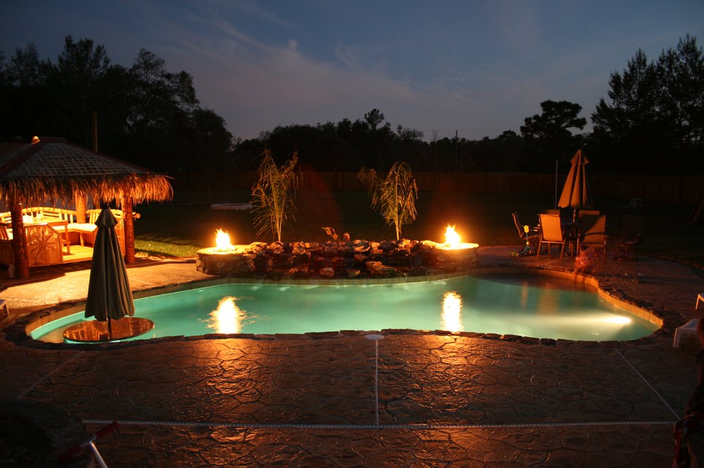 DEANNA STINSMAN DALTON WADE REAL ESTATE GROUP Contact Agent 260