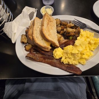 Lumpy's Diner - Breakfast & Brunch Near Me - Pittsburg, California Lumpy's Diner - Breakfast & Brunch Near Me - Pittsburg, California