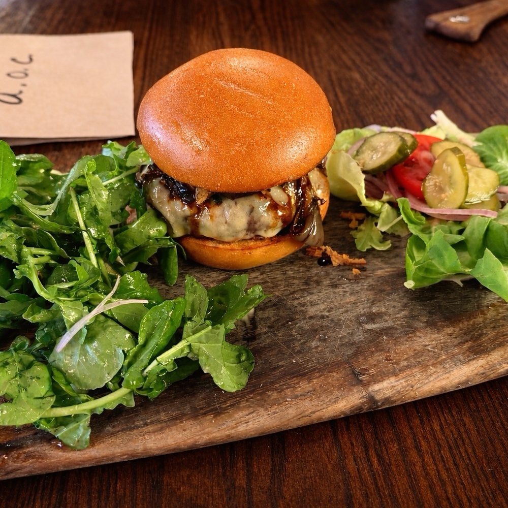 Hamburger with salad Hamburger with salad