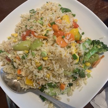 Tuyen’s Asian Bistro - Vegetable fried rice - Vietnamese Near Me - Memphis, Tennessee Tuyen’s Asian Bistro - Vegetable fried rice - Vietnamese Near Me - Memphis, Tennessee