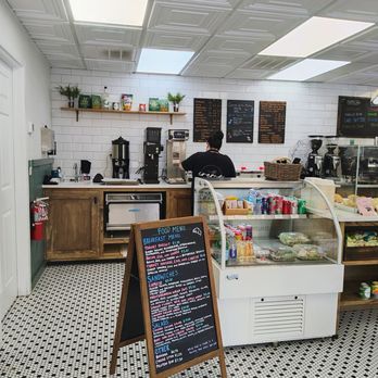 Crema - Desserts Near Me - Dunedin, Florida Crema - Desserts Near Me - Dunedin, Florida