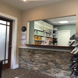 Benjamin Gilbert, DDS - Inside of lobby