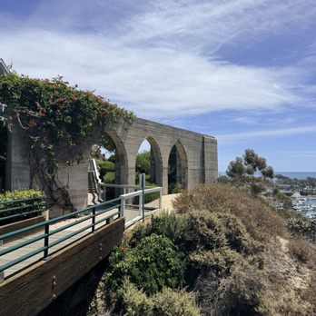 Dana Point Arches - Bridge and arches - Landmarks & Historical Buildings Near Me - Dana Point, California
