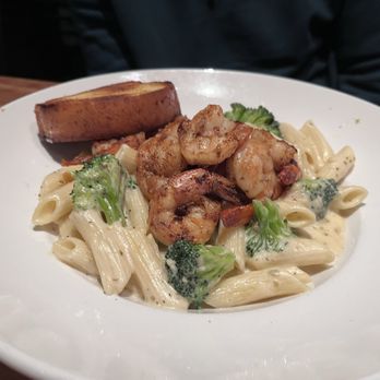 Cheddar's Scratch Kitchen - Cheese & Bacon Mashed Potatoes - American Near Me - Athens, Georgia