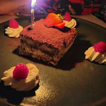 Acqua Di Dea - Complimentary birthday tiramisu - Seafood Near Me - Cleveland, Ohio