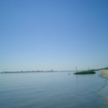 Strandbad Strandallee - Das ist nicht das Mittelmeer,das ist der Strand in Nordenham bei Flut - Beaches Near Me - Nordenham, NI Strandbad Strandallee - Das ist nicht das Mittelmeer,das ist der Strand in Nordenham bei Flut - Beaches Near Me - Nordenham, NI