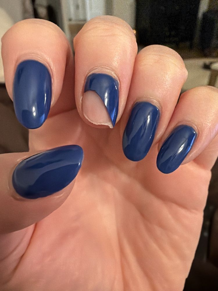 Luné Nail Bar Logo