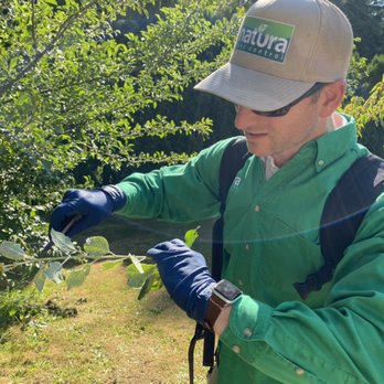 Natura Pest Control - Natura's Garden Guard service is for all of your flowers, blossoming bushes, fruit trees, and gardens!! - Pest Control Near Me - Vancouver, Washington Natura Pest Control - Natura's Garden Guard service is for all of your flowers, blossoming bushes, fruit trees, and gardens!! - Pest Control Near Me - Vancouver, Washington