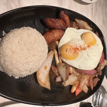 CVI.CHE 105 - Meat plate - Peruvian Near Me - Miami, Florida