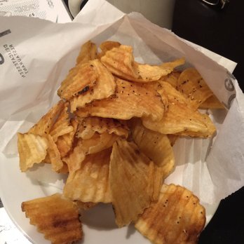 Perly's - The everything chips fell totally flat from a flavor perspective, but from a house cooked chip view, were great. - Delis Near Me - Richmond, Virginia
