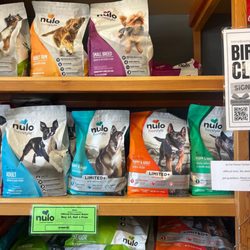 Pet Planet College Park - Pup food