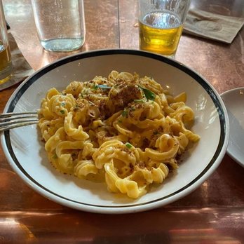 Von's 1000Spirits - Mac&cheese! - New American Near Me - Seattle, Washington
