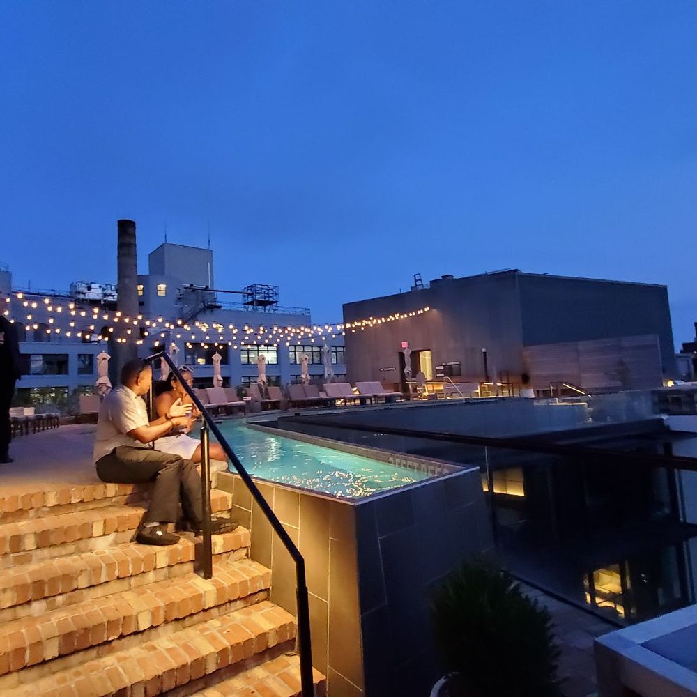 Harriet's Rooftop - Pool area - Lounges Near Me - Brooklyn, New York Harriet's Rooftop - Pool area - Lounges Near Me - Brooklyn, New York