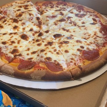 Jellystone Park- Golden Valley - Pizza $18 - Campgrounds Near Me - Bostic, North Carolina