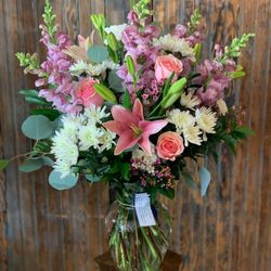 Festus Flower Shoppe - A birthday bouquet for Grandma!