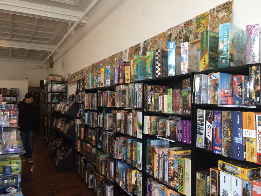 POP’S CULTURE SHOPPE Updated September 2024 25 Main St, Wellsboro