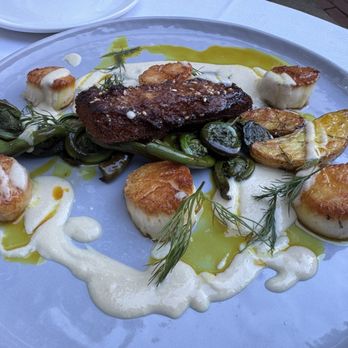 The Sweet Life - Scallops - New American Near Me - Oak Bluffs, Massachusetts