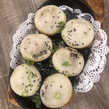 Dumpling Kitchen - Pan 6 Piece Shanghai-Style Pan-Fried Pork Buns - Chinese Near Me - San Francisco, California