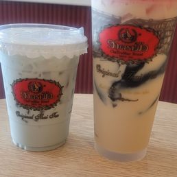 Assam milk tea with grass jelly and the butterfly drink