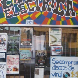 La Ciruela Eléctrica - Vende los discos que ya no quieres en la Ciruela Eléctrica.