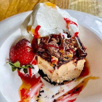 Umami Bham - Peanut Butter and Chocolate Cheesecake - Sushi Bars Near Me - Birmingham, Alabama Umami Bham - Peanut Butter and Chocolate Cheesecake - Sushi Bars Near Me - Birmingham, Alabama