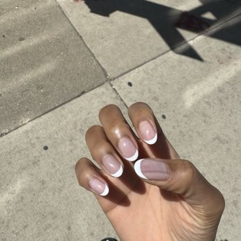 NAILàCARTE - River North - Nail Salons Near Me - Chicago, Illinois