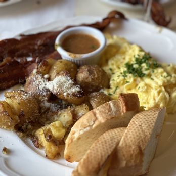 Red House Cafe - Country Breakfast. - Breakfast & Brunch Near Me - Pacific Grove, California Red House Cafe - Country Breakfast. - Breakfast & Brunch Near Me - Pacific Grove, California