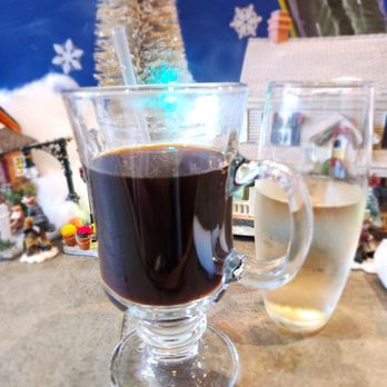 Blue Moon Cafe - Coffee and Cava - American Near Me - Fayetteville, North Carolina