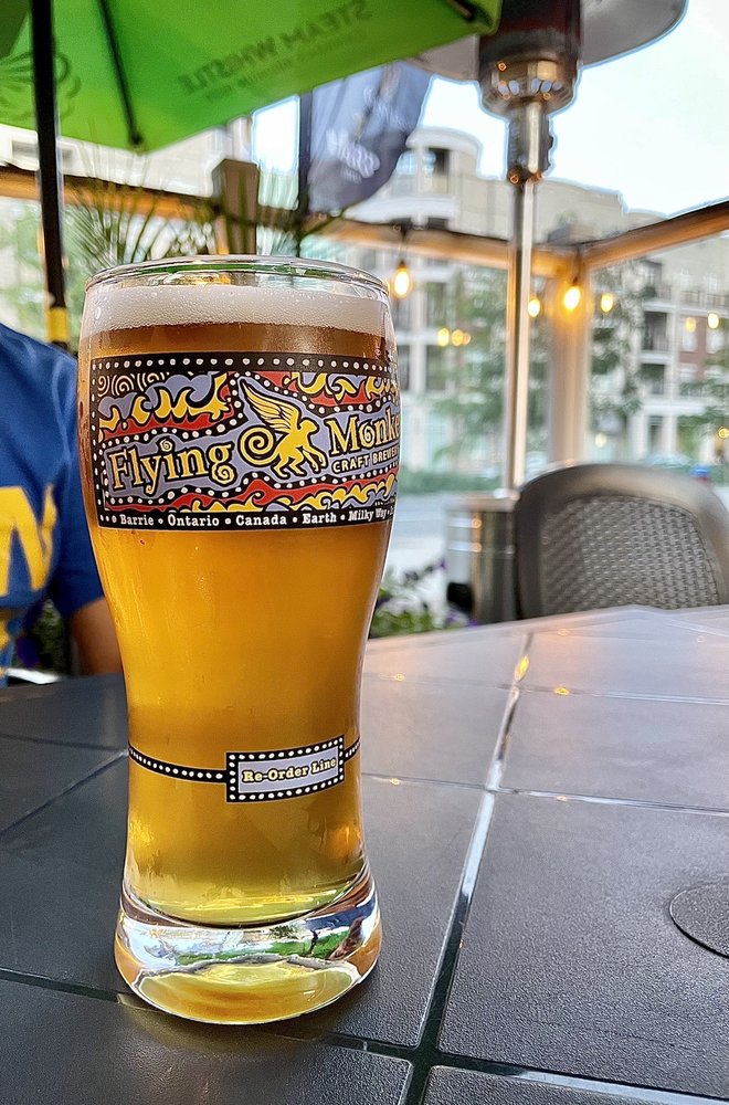 THE PIPES & TAPS PUB Updated September 2024 30 Photos & 27 Reviews