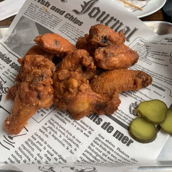 Birdhouse Wingerie & Bar - WNT wings - Chicken Wings Near Me - Dollard-des-Ormeaux, Quebec