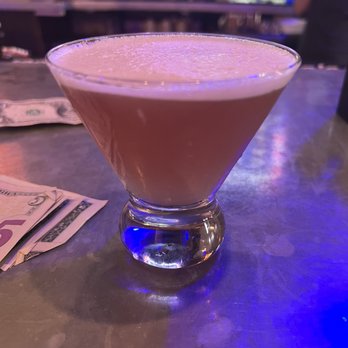The Black Oak - French Martini - Bars Near Me - Oak Lawn, Illinois