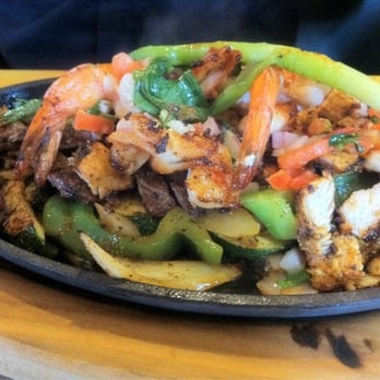 Salsa & Beer - Combo Fajitas - Mexican Near Me - Van Nuys, California Salsa & Beer - Combo Fajitas - Mexican Near Me - Van Nuys, California