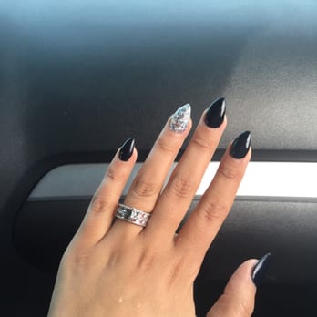 10 Nails - Love - Nail Salons Near Me - Vancouver, Washington