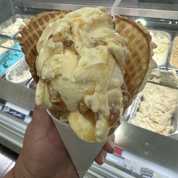 Cold Stone Creamery - Ice Cream & Frozen Yogurt Near Me - Bakersfield, California Cold Stone Creamery - Ice Cream & Frozen Yogurt Near Me - Bakersfield, California